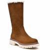 Picture of Boot in a mix of materials for fall and winter