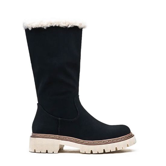 Picture of Boot in a mix of materials for fall and winter