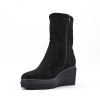 Picture of Faux leather ankle boot