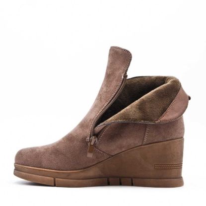 Picture of Faux leather ankle boot