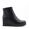 Picture of Faux leather ankle boot