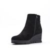 Picture of Faux leather ankle boot