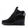 Picture of Faux leather ankle boot