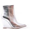 Picture of Faux leather ankle boot