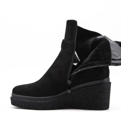 Picture of Faux leather ankle boot