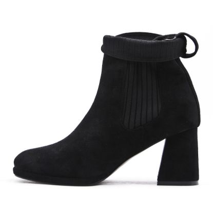 Picture of Ankle boot in a mix of materials