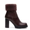 Picture of Faux leather boot with fur